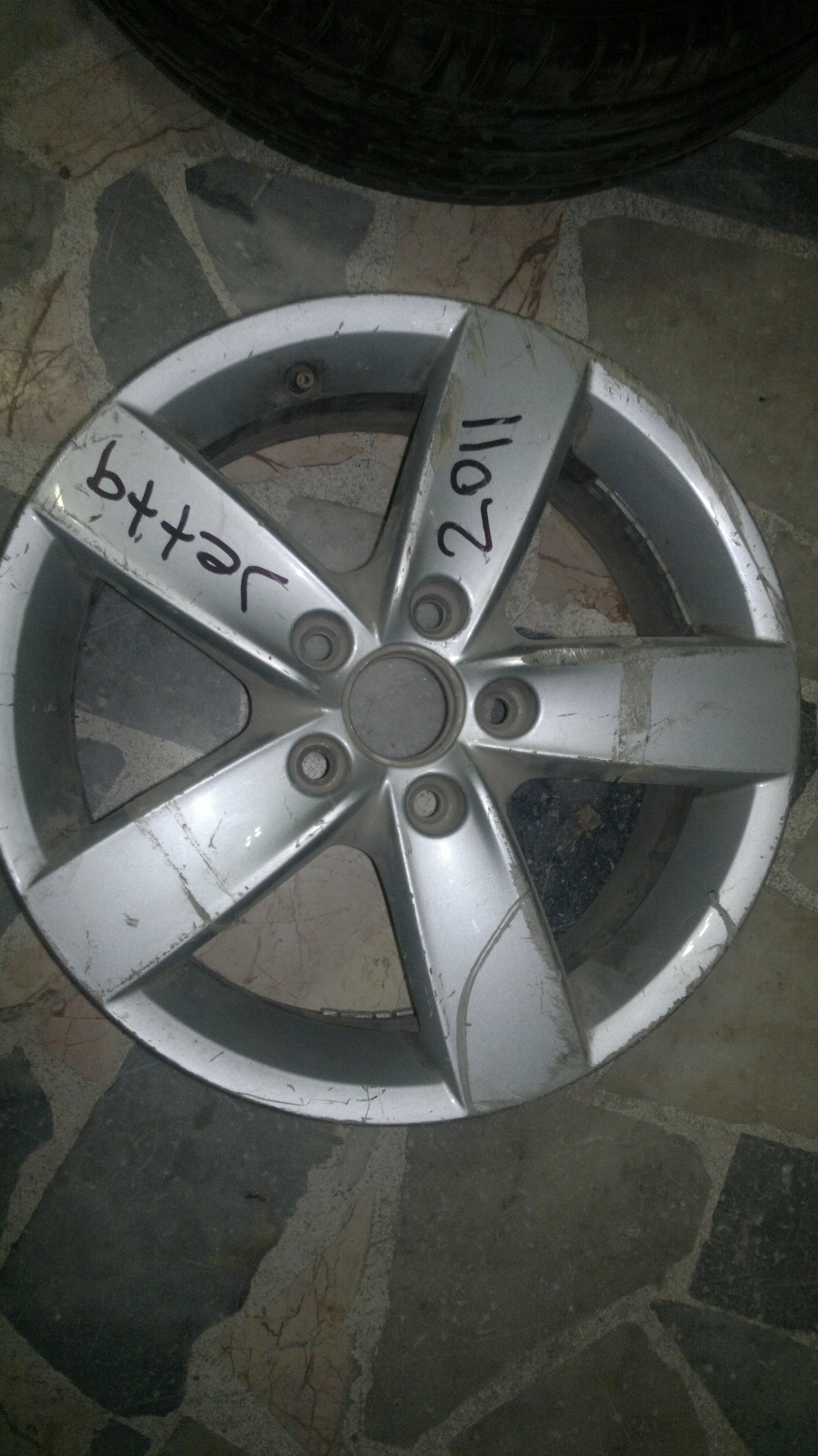 VOLKSWAGEN  JETTA JANT